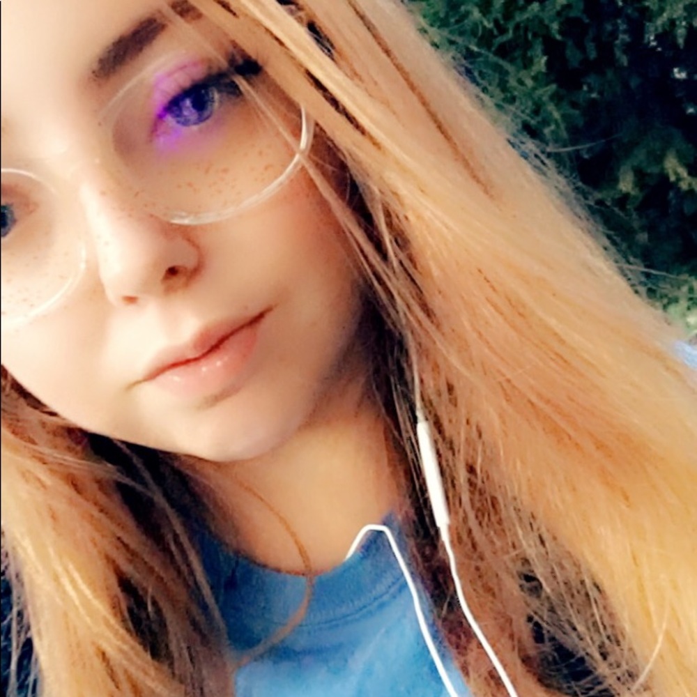 Meet your Posher, Sierra